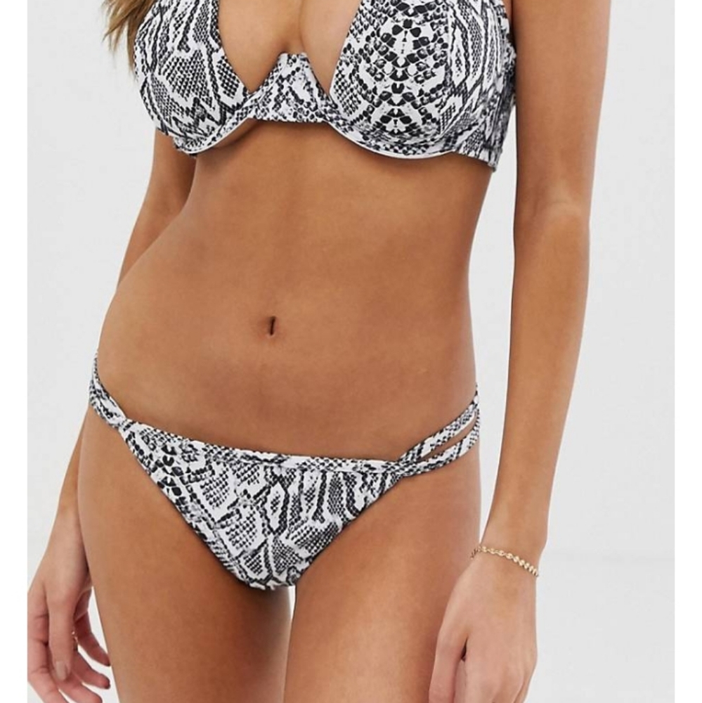 NEW bikini bottoms by Wolf & Whistle recycled fabric #A085 266